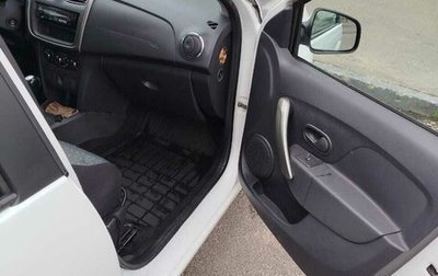 Renault Logan II, 2021 год, 775 000 рублей, 1 фотография