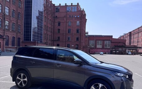 Peugeot 5008 II, 2021 год, 3 700 000 рублей, 2 фотография
