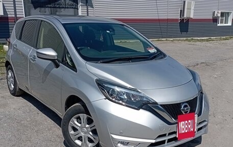 Nissan Note II рестайлинг, 2019 год, 1 090 000 рублей, 8 фотография