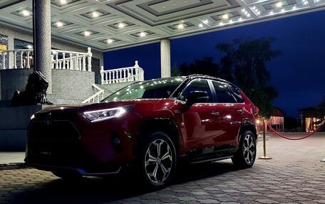 Toyota RAV4, 2021 год, 4 200 000 рублей, 11 фотография