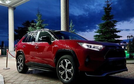 Toyota RAV4, 2021 год, 4 200 000 рублей, 10 фотография