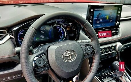 Toyota RAV4, 2021 год, 4 200 000 рублей, 13 фотография