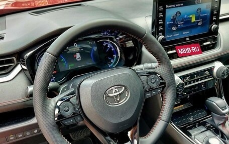 Toyota RAV4, 2021 год, 4 200 000 рублей, 17 фотография