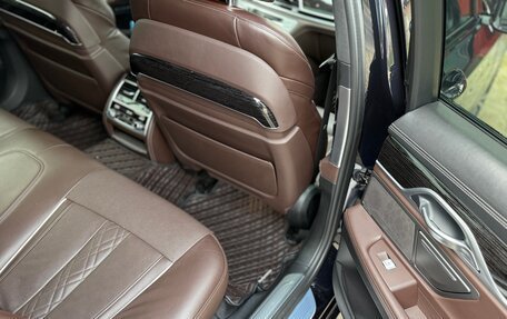 BMW 7 серия, 2017 год, 3 500 000 рублей, 11 фотография