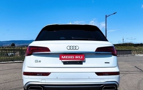 Audi Q5, 2021 год, 3 400 000 рублей, 2 фотография