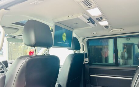 Volkswagen Multivan T6 рестайлинг, 2019 год, 6 150 000 рублей, 11 фотография