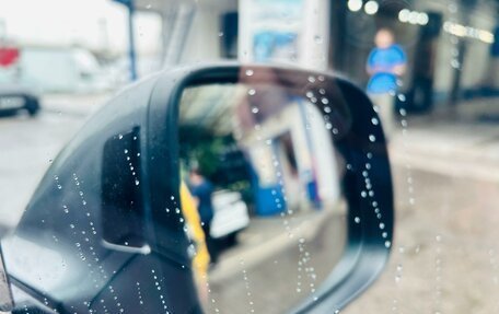 Volkswagen Multivan T6 рестайлинг, 2019 год, 6 150 000 рублей, 15 фотография