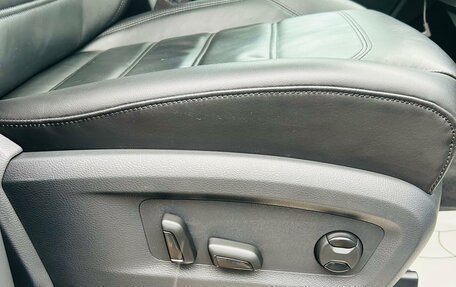 Volkswagen Multivan T6 рестайлинг, 2019 год, 6 150 000 рублей, 13 фотография