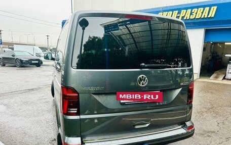 Volkswagen Multivan T6 рестайлинг, 2019 год, 6 150 000 рублей, 4 фотография