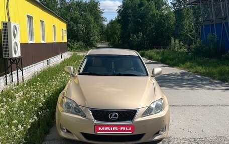 Lexus IS II рестайлинг 2, 2008 год, 1 300 000 рублей, 9 фотография