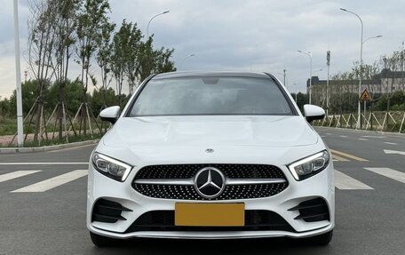 Mercedes-Benz A-Класс, 2022 год, 2 190 999 рублей, 2 фотография