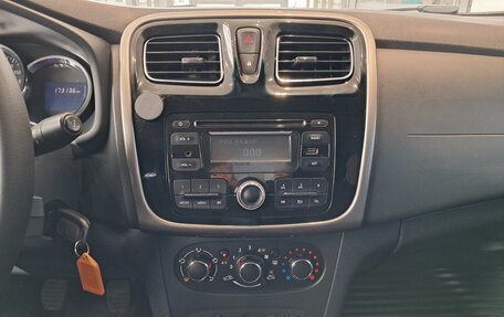 Renault Logan II, 2016 год, 649 000 рублей, 15 фотография