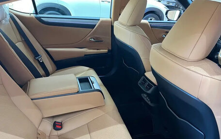 Lexus ES VII, 2025 год, 4 216 027 рублей, 18 фотография