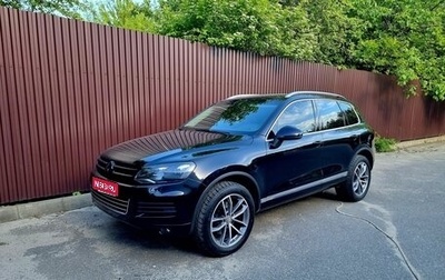 Volkswagen Touareg III, 2011 год, 2 100 000 рублей, 1 фотография