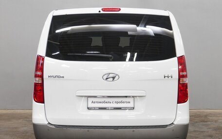 Hyundai H-1 II рестайлинг, 2016 год, 1 989 000 рублей, 6 фотография