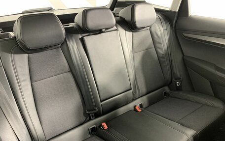 Skoda Karoq I, 2021 год, 2 389 000 рублей, 15 фотография