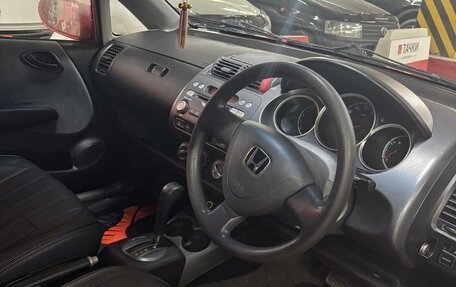 Honda Fit III, 2001 год, 400 000 рублей, 15 фотография