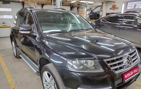 Volkswagen Touareg III, 2005 год, 870 000 рублей, 1 фотография