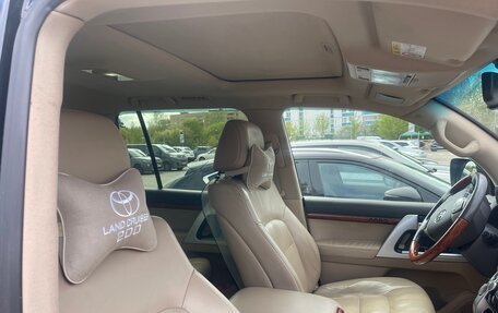 Toyota Land Cruiser 200, 2013 год, 3 900 000 рублей, 8 фотография