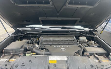 Toyota Land Cruiser 200, 2013 год, 3 900 000 рублей, 10 фотография
