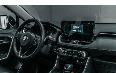 Toyota RAV4, 2025 год, 4 630 000 рублей, 13 фотография