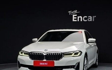 BMW 5 серия, 2022 год, 5 100 000 рублей, 1 фотография