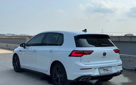 Volkswagen Golf VIII, 2022 год, 1 727 080 рублей, 4 фотография