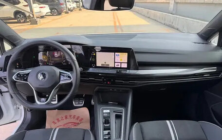 Volkswagen Golf VIII, 2022 год, 1 727 080 рублей, 9 фотография