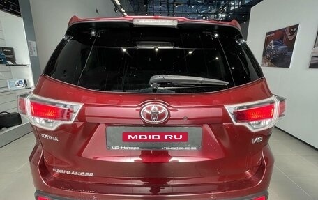 Toyota Highlander III, 2014 год, 2 810 000 рублей, 5 фотография