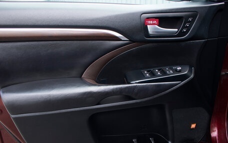 Toyota Highlander III, 2014 год, 2 810 000 рублей, 15 фотография