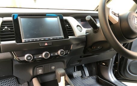 Honda Fit, 2020 год, 1 700 000 рублей, 24 фотография