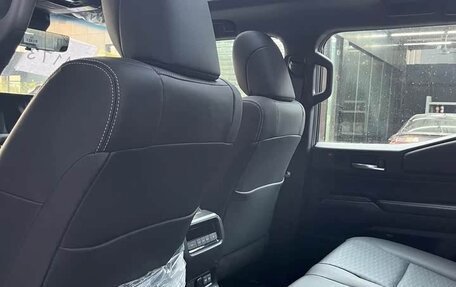 Toyota Land Cruiser Prado, 2025 год, 8 200 000 рублей, 9 фотография