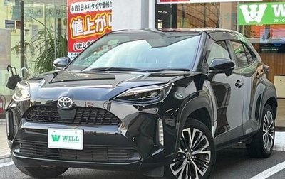 Toyota Yaris Cross, 2022 год, 1 690 000 рублей, 1 фотография