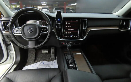 Volvo S60 III, 2020 год, 2 419 810 рублей, 9 фотография