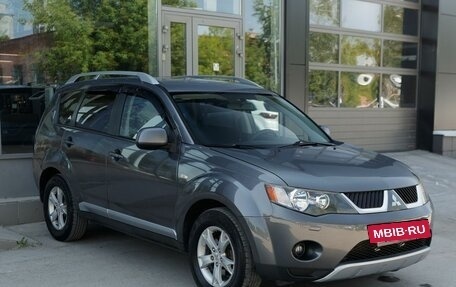 Mitsubishi Outlander III рестайлинг 3, 2006 год, 1 250 000 рублей, 3 фотография