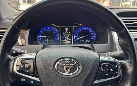 Toyota Camry, 2015 год, 1 890 000 рублей, 13 фотография