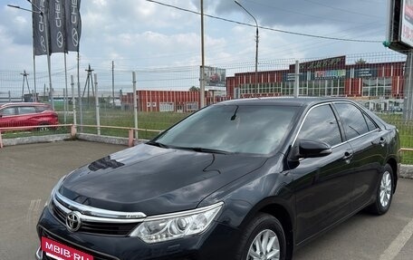 Toyota Camry, 2015 год, 1 890 000 рублей, 2 фотография