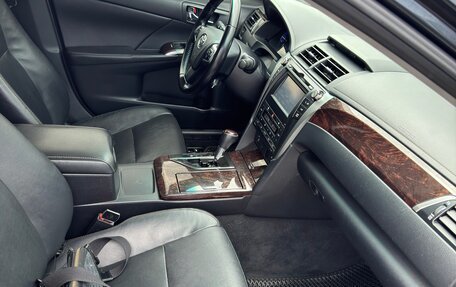 Toyota Camry, 2015 год, 1 890 000 рублей, 14 фотография