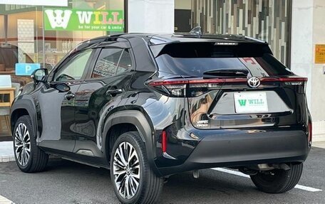Toyota Yaris Cross, 2022 год, 1 690 000 рублей, 6 фотография