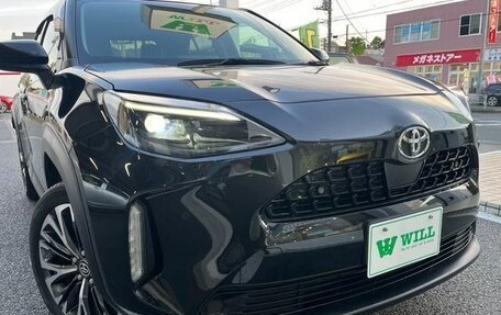 Toyota Yaris Cross, 2022 год, 1 690 000 рублей, 7 фотография