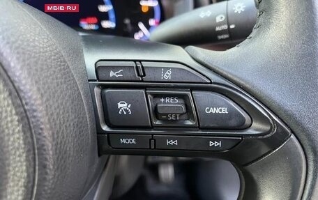 Toyota Yaris Cross, 2022 год, 1 690 000 рублей, 16 фотография