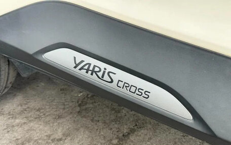 Toyota Yaris Cross, 2022 год, 1 326 000 рублей, 14 фотография