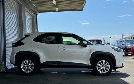 Toyota Yaris Cross, 2022 год, 1 326 000 рублей, 4 фотография
