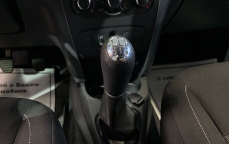 Renault Sandero II рестайлинг, 2019 год, 1 217 000 рублей, 13 фотография