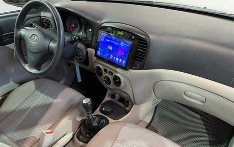 Hyundai Verna II, 2008 год, 450 000 рублей, 14 фотография