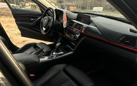 BMW 3 серия, 2011 год, 1 700 000 рублей, 3 фотография