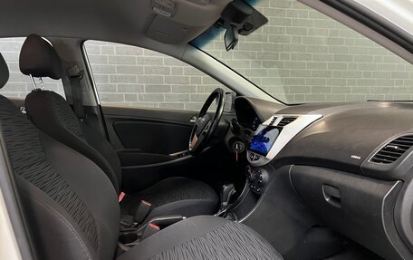 Hyundai Solaris II рестайлинг, 2014 год, 1 090 000 рублей, 8 фотография