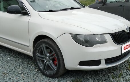 Skoda Superb III рестайлинг, 2010 год, 990 000 рублей, 4 фотография