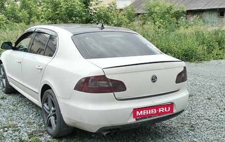 Skoda Superb III рестайлинг, 2010 год, 990 000 рублей, 6 фотография