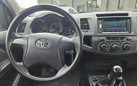 Toyota Hilux VII, 2014 год, 3 800 000 рублей, 7 фотография
